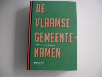 Debrabandere De Vlaamse gemeentenamen verklarend woordenboek